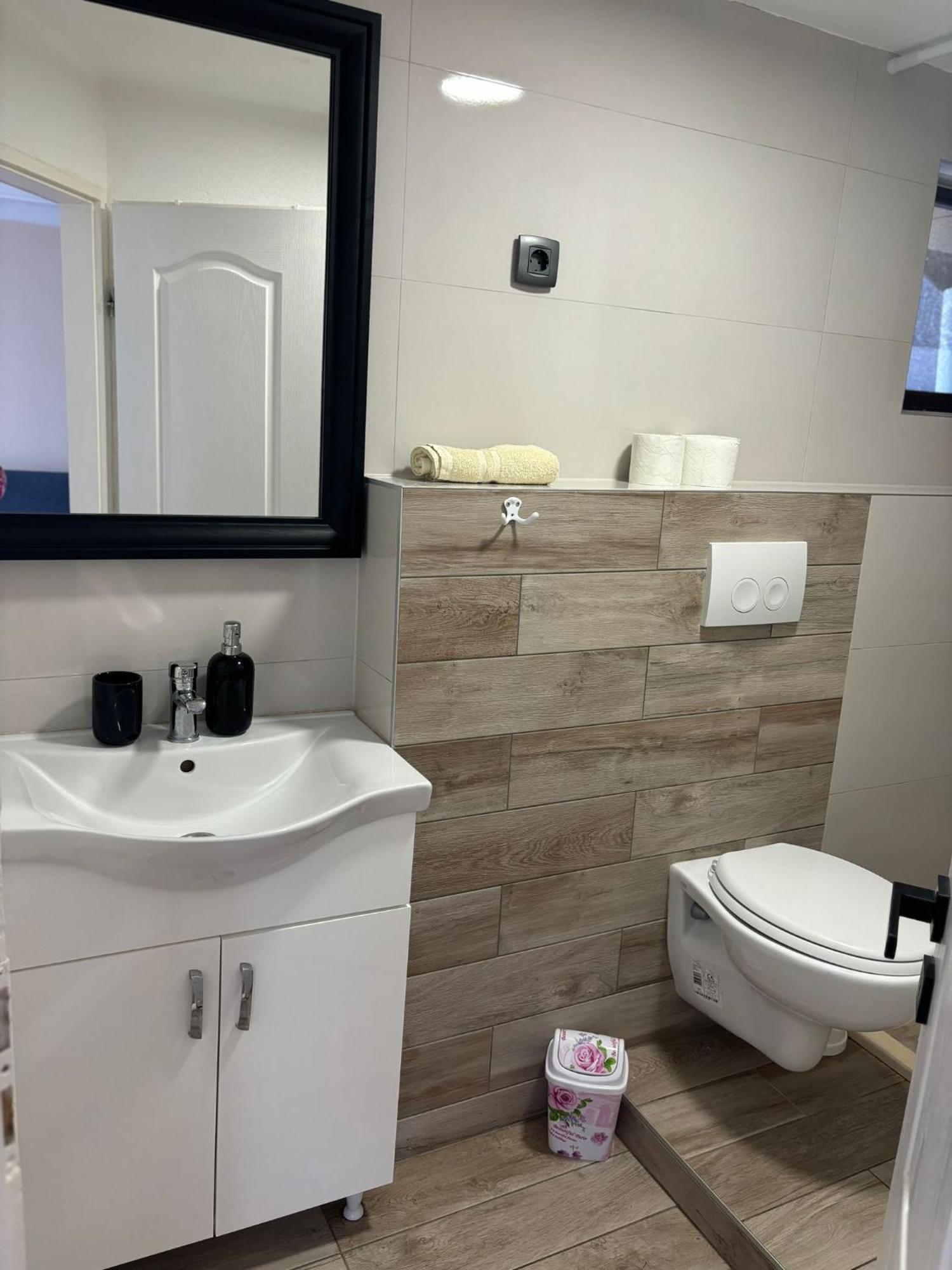 Apartmani Bosnjak สตารีกราด-ปาเคลนีซา ห้อง รูปภาพ